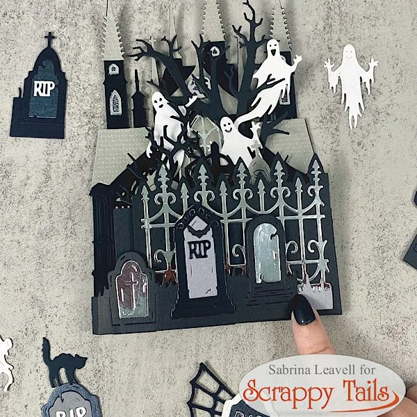 Gargoyle Wall Halloween Metal  - Kraft Box Candle review and price